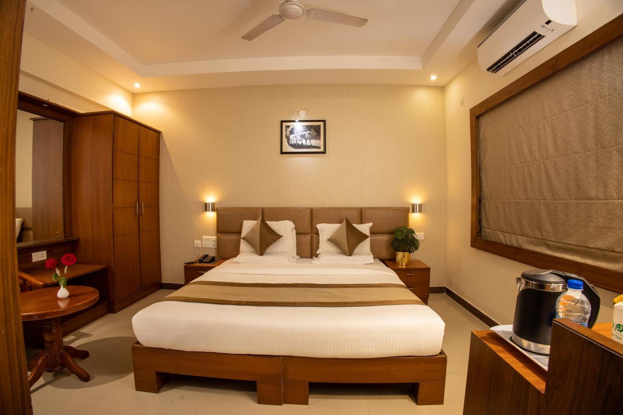 Metro Plaza Hotel By Rak Rooms, Mangaluru Exterior foto