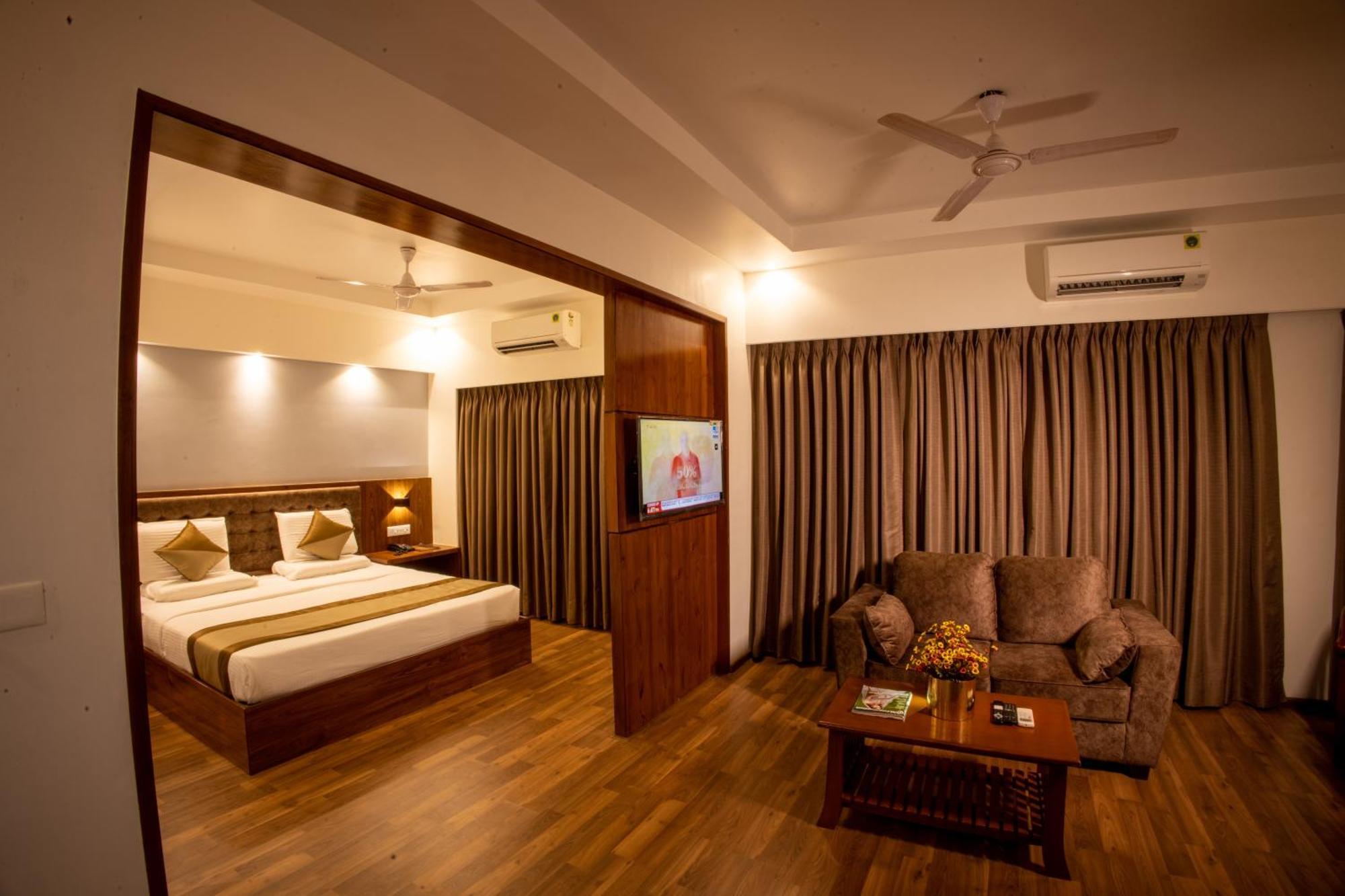 Metro Plaza Hotel By Rak Rooms, Mangaluru Exterior foto