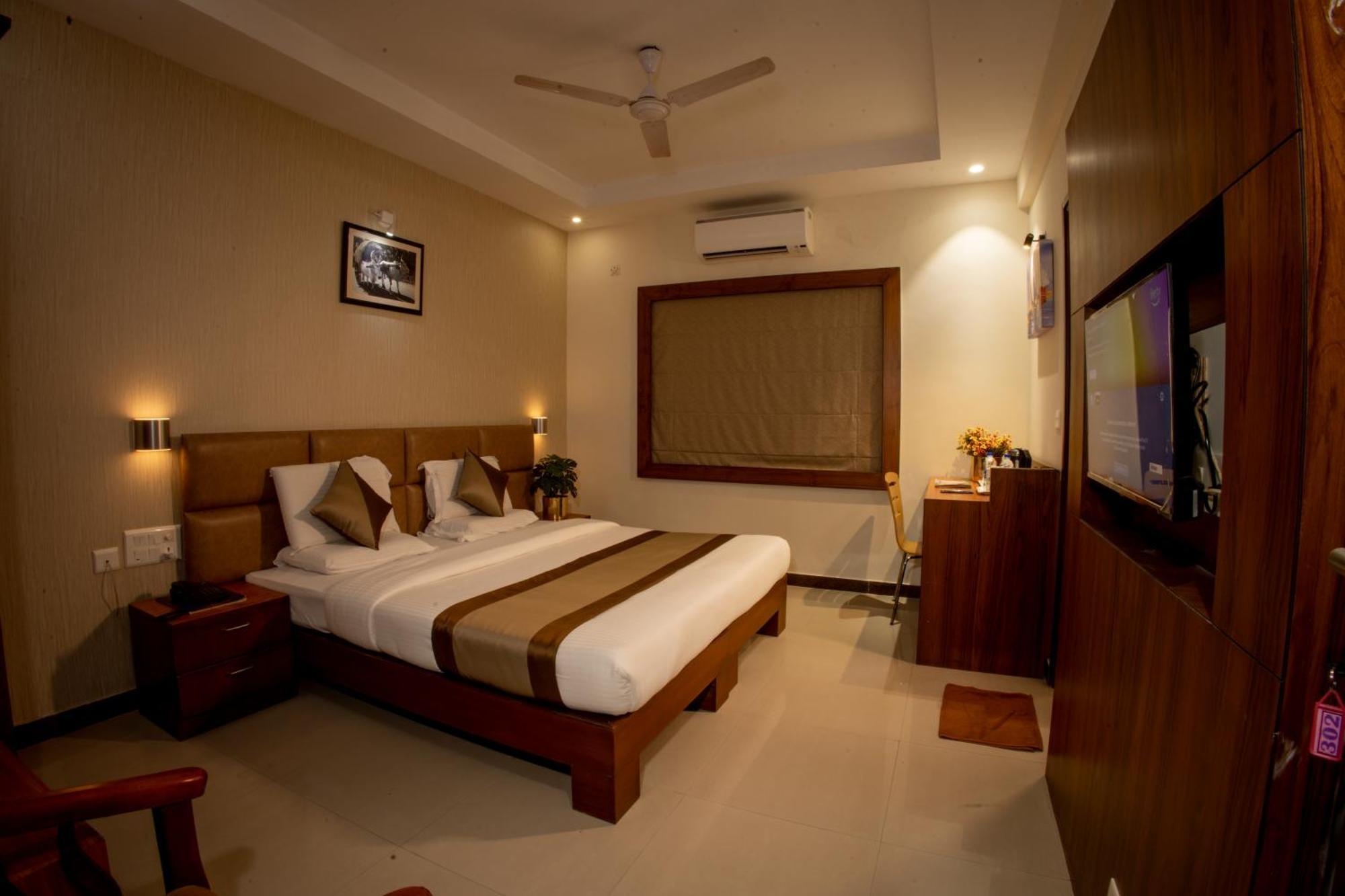 Metro Plaza Hotel By Rak Rooms, Mangaluru Exterior foto